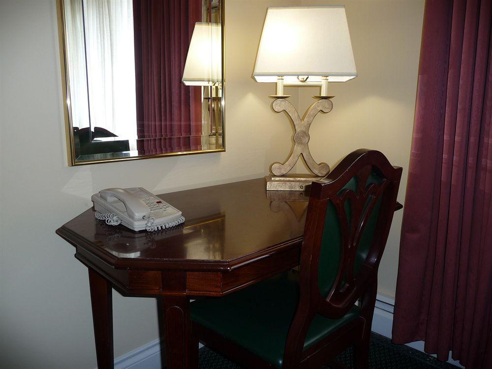 Arbutus Inn Victoria Quarto foto